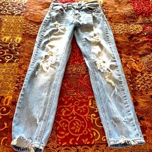 I&M High Rise Boyfriend Jean